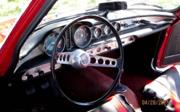 Volvo-P1800-s-1966-red-10