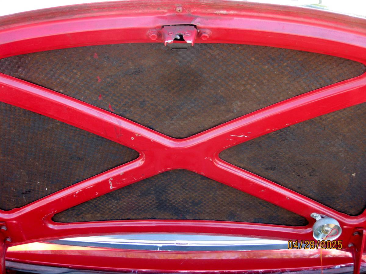 Volvo-P1800-s-1966-red-13