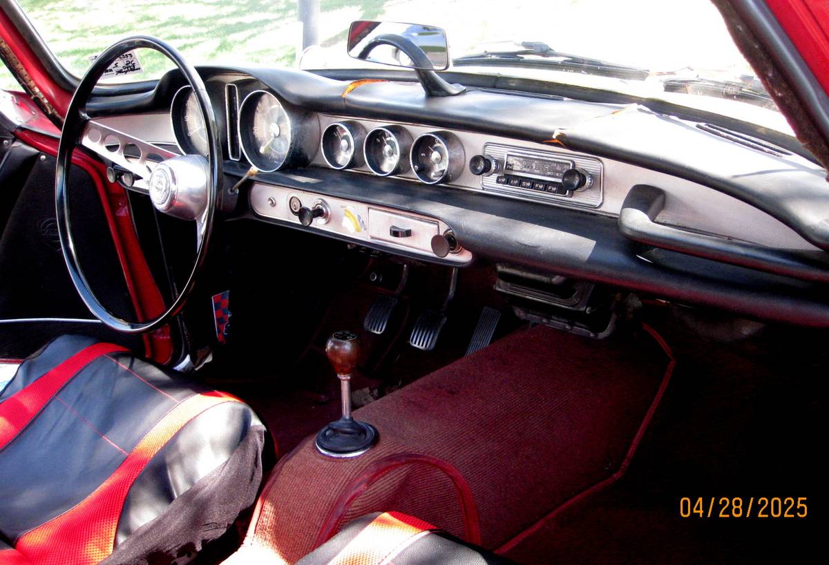 Volvo-P1800-s-1966-red-6
