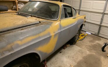 Volvo-P1800E-1972-Coupe-3