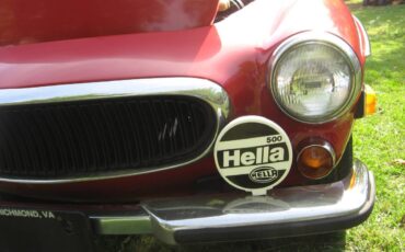 Volvo-P1800es-1978-red-8