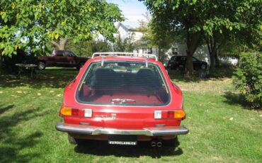 Volvo-P1800es-1978-red-9