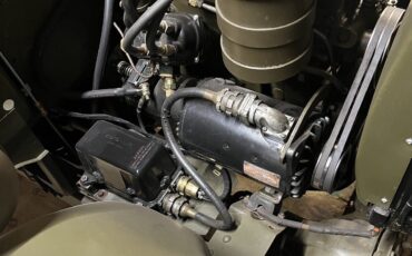 Willys-100-Series-1952-Utility-8