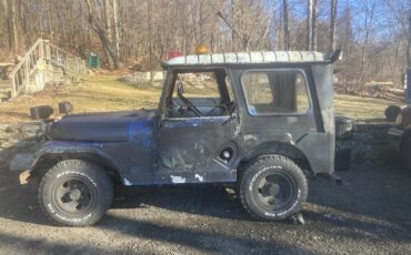 Willys-144-1958-SUV-3