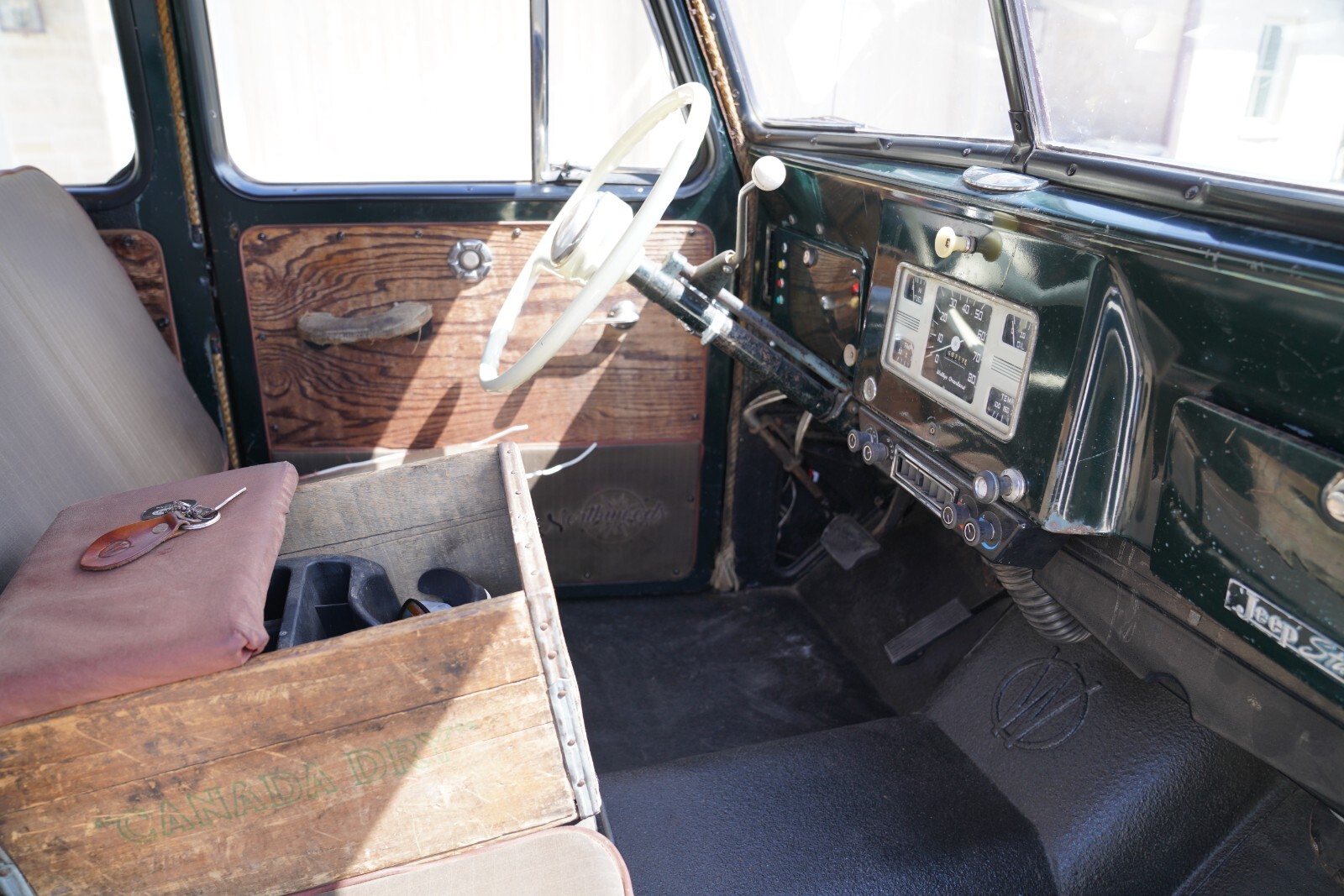 Willys-1948-37