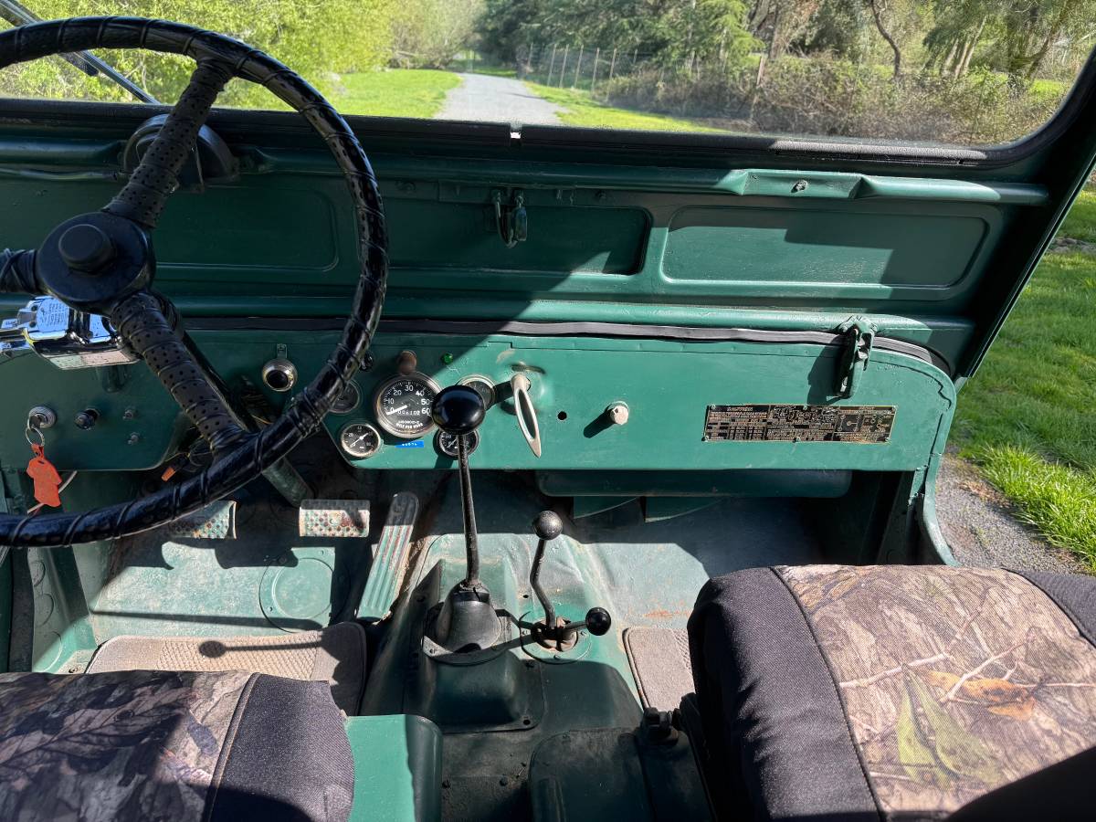 Willys-1950-green-2