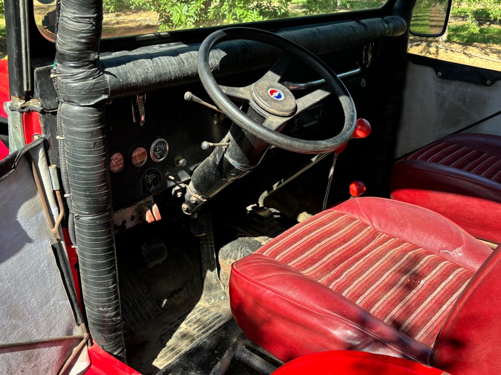 Willys-CJ5-1962-Convertible-6