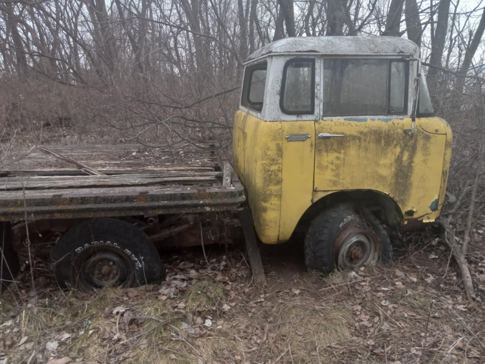 Willys-FC170-1957-Standard-Cab-Pickup-5