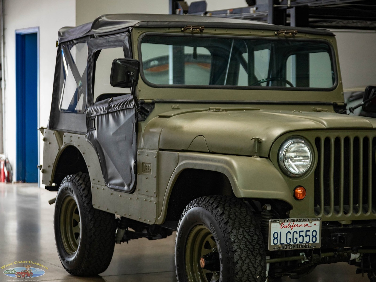 Willys-Jeep-1955-10