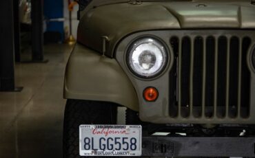 Willys-Jeep-1955-13