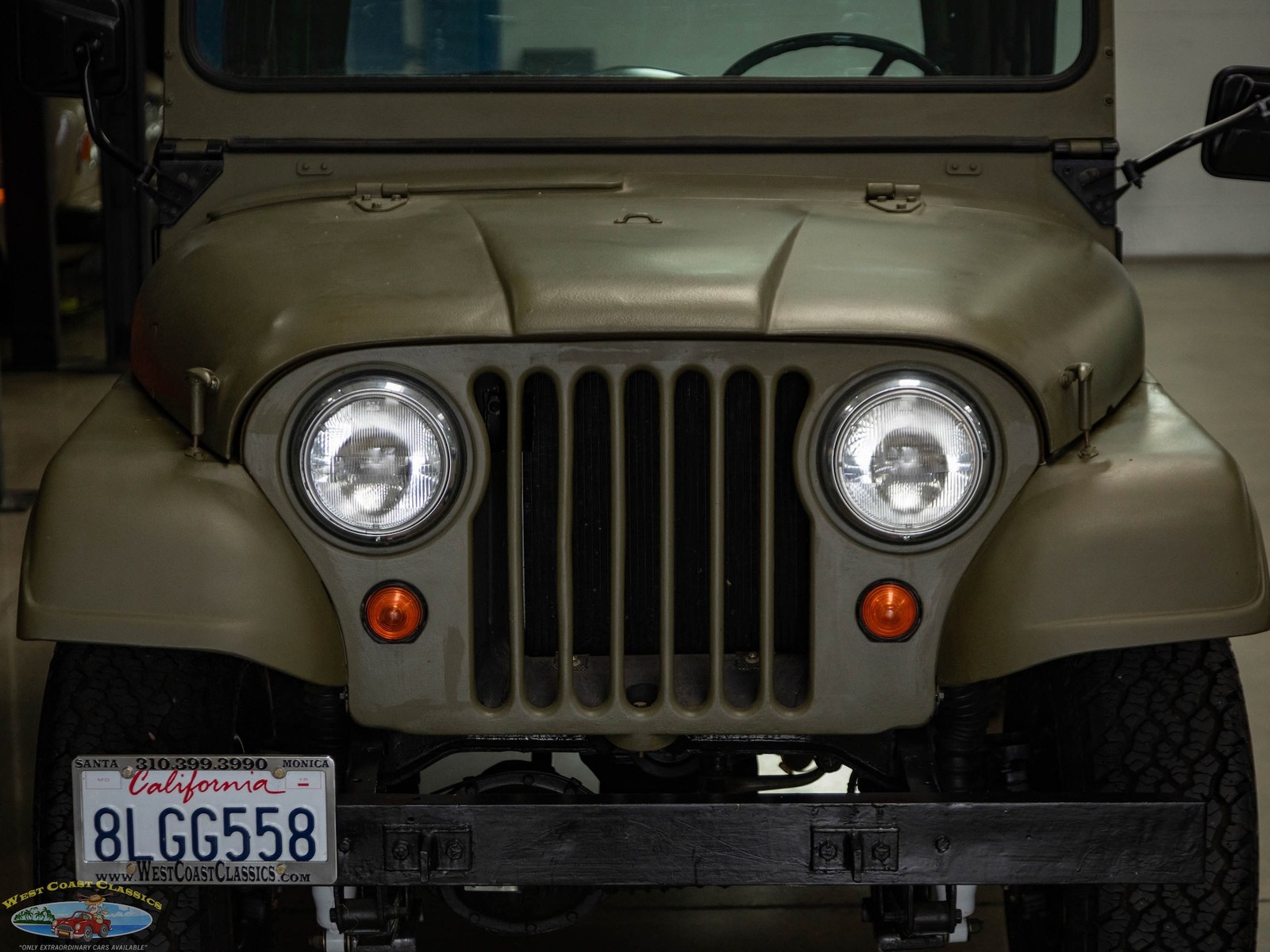 Willys-Jeep-1955-14