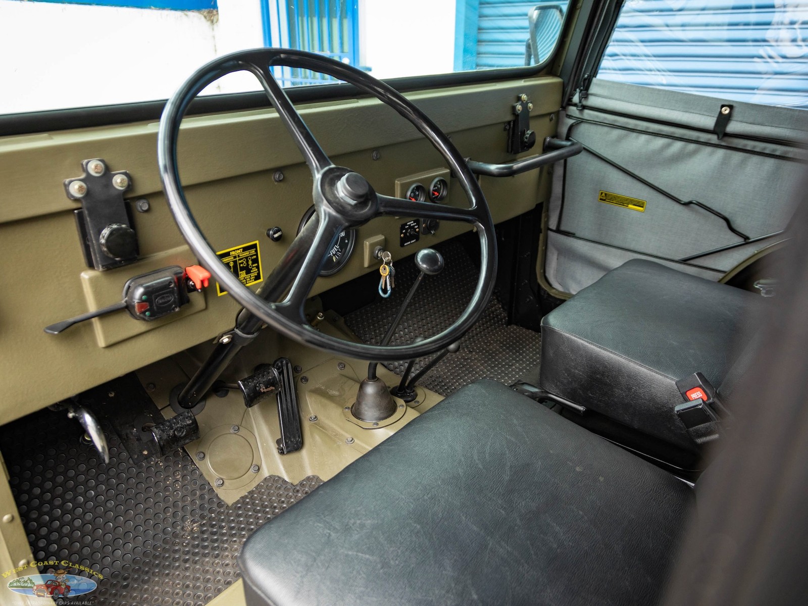 Willys-Jeep-1955-32