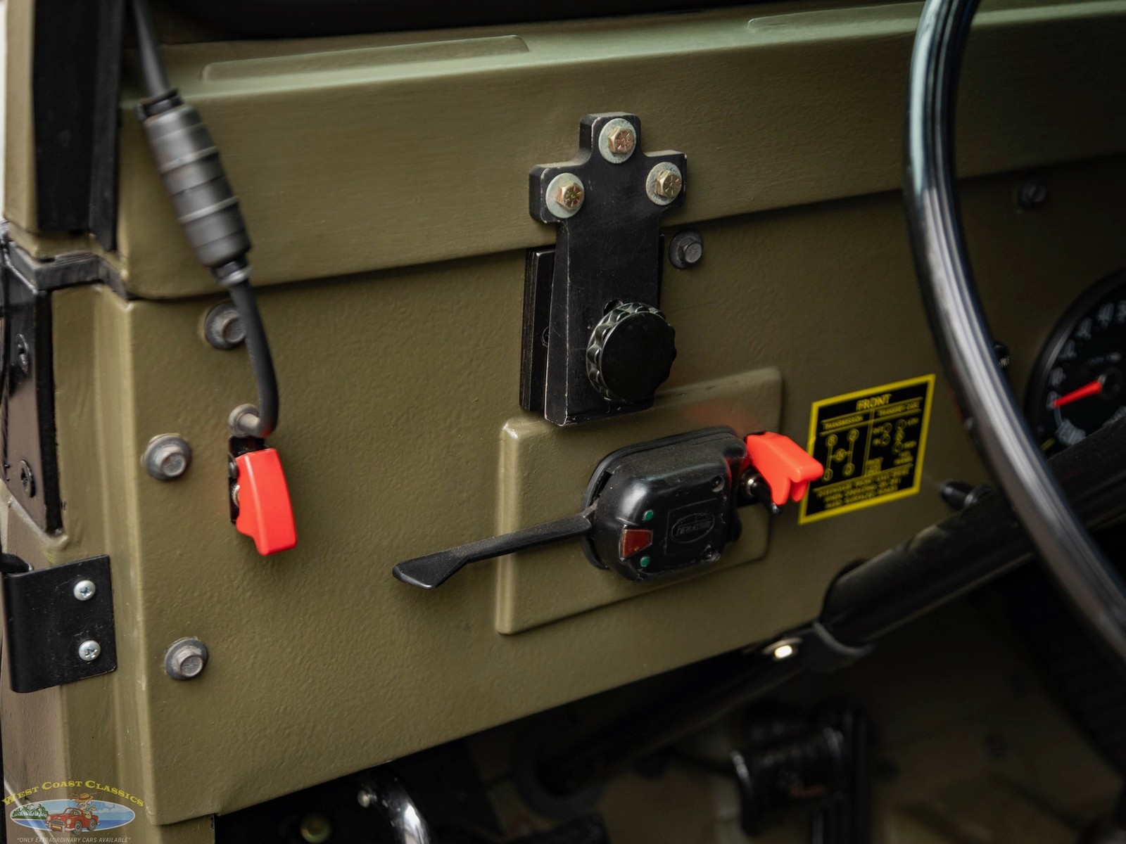 Willys-Jeep-1955-34