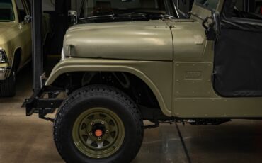 Willys-Jeep-1955-4