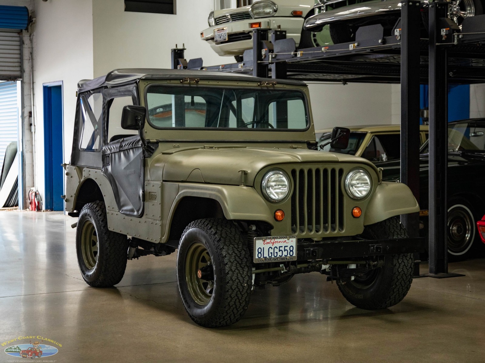 Willys-Jeep-1955-9