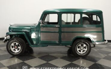 Willys-Jeep-Wagon-1958-Jeep-2