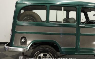 Willys-Jeep-Wagon-1958-Jeep-27