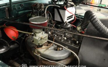 Willys-Jeep-Wagon-1958-Jeep-31