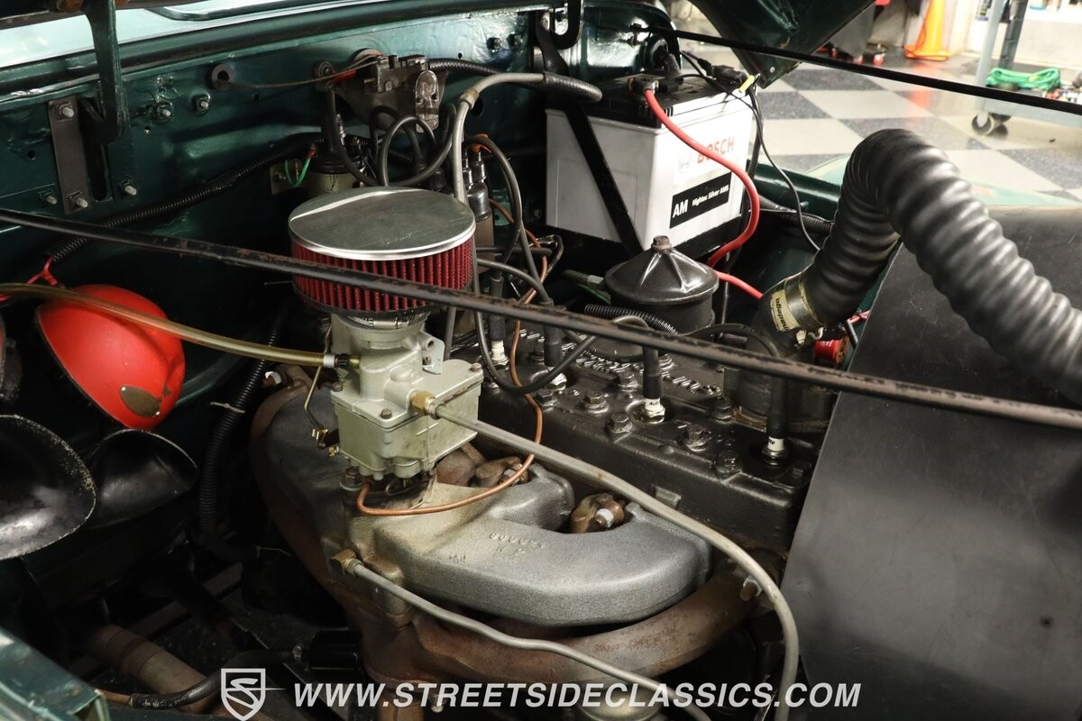 Willys-Jeep-Wagon-1958-Jeep-31