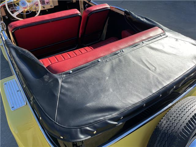 Willys-Jeepster-1948-Convertible-17