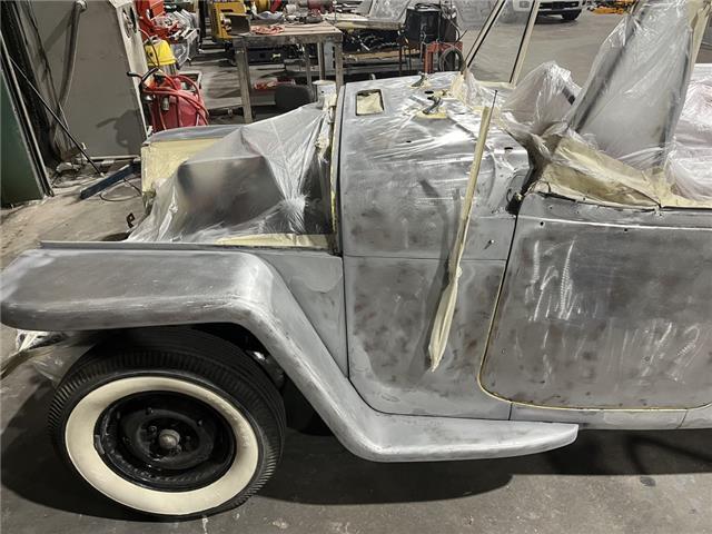 Willys-Jeepster-1948-Convertible-34