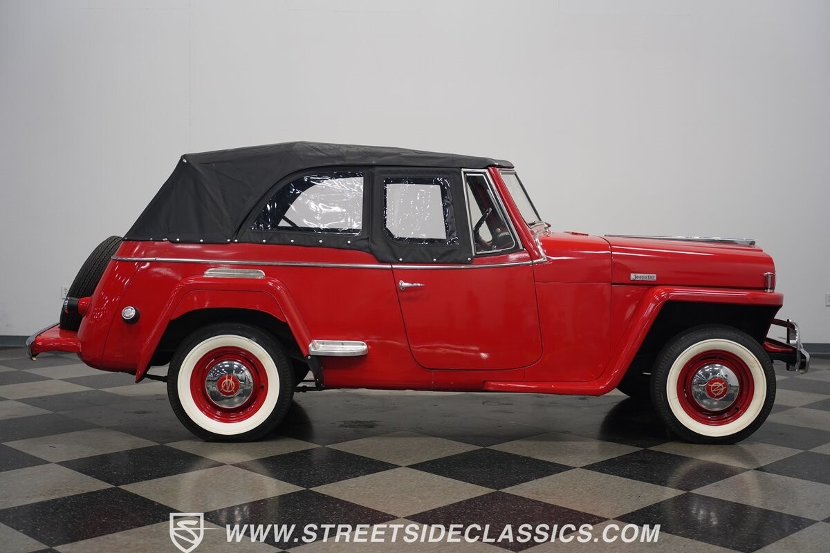 Willys-Jeepster-1949-Convertible-17