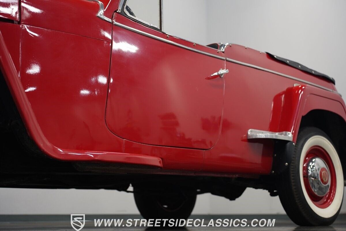 Willys-Jeepster-1949-Convertible-24