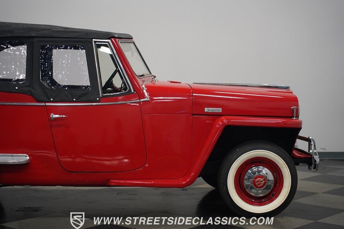 Willys-Jeepster-1949-Convertible-33