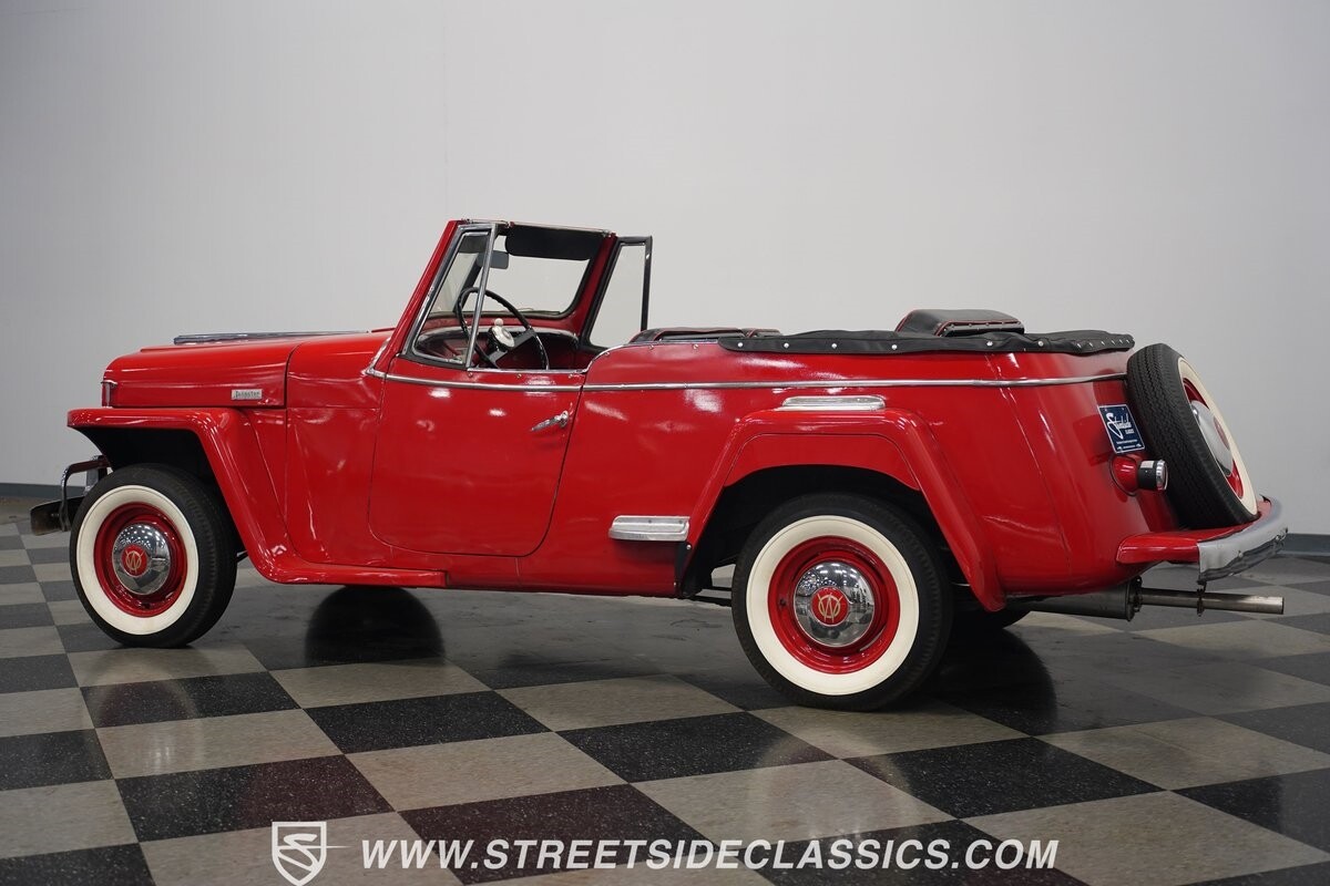 Willys-Jeepster-1949-Convertible-9