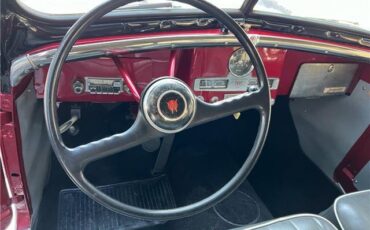Willys-Jeepster-1950-19