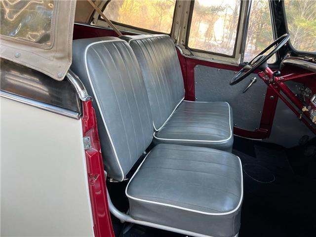 Willys-Jeepster-1950-25