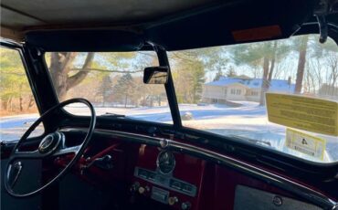 Willys-Jeepster-1950-30