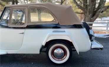 Willys-Jeepster-1950-6