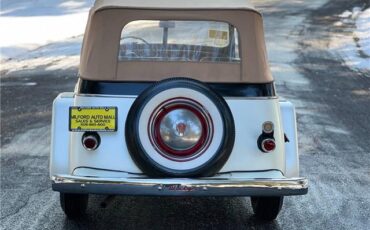 Willys-Jeepster-1950-8