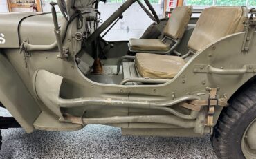 Willys-MB-1944-SUV-14