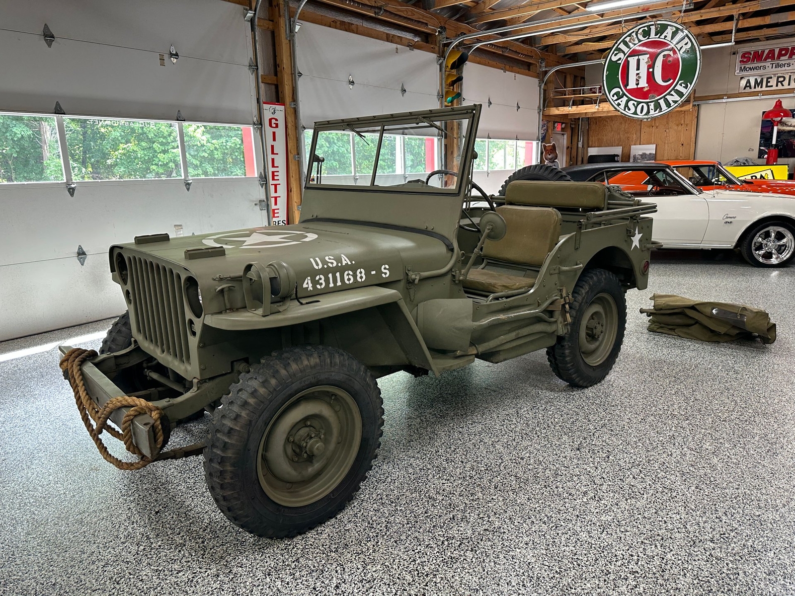 Willys-MB-1944-SUV-2