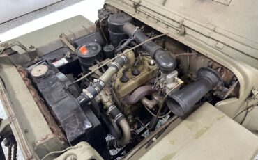 Willys-MB-1944-SUV-24