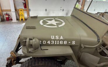 Willys-MB-1944-SUV-4