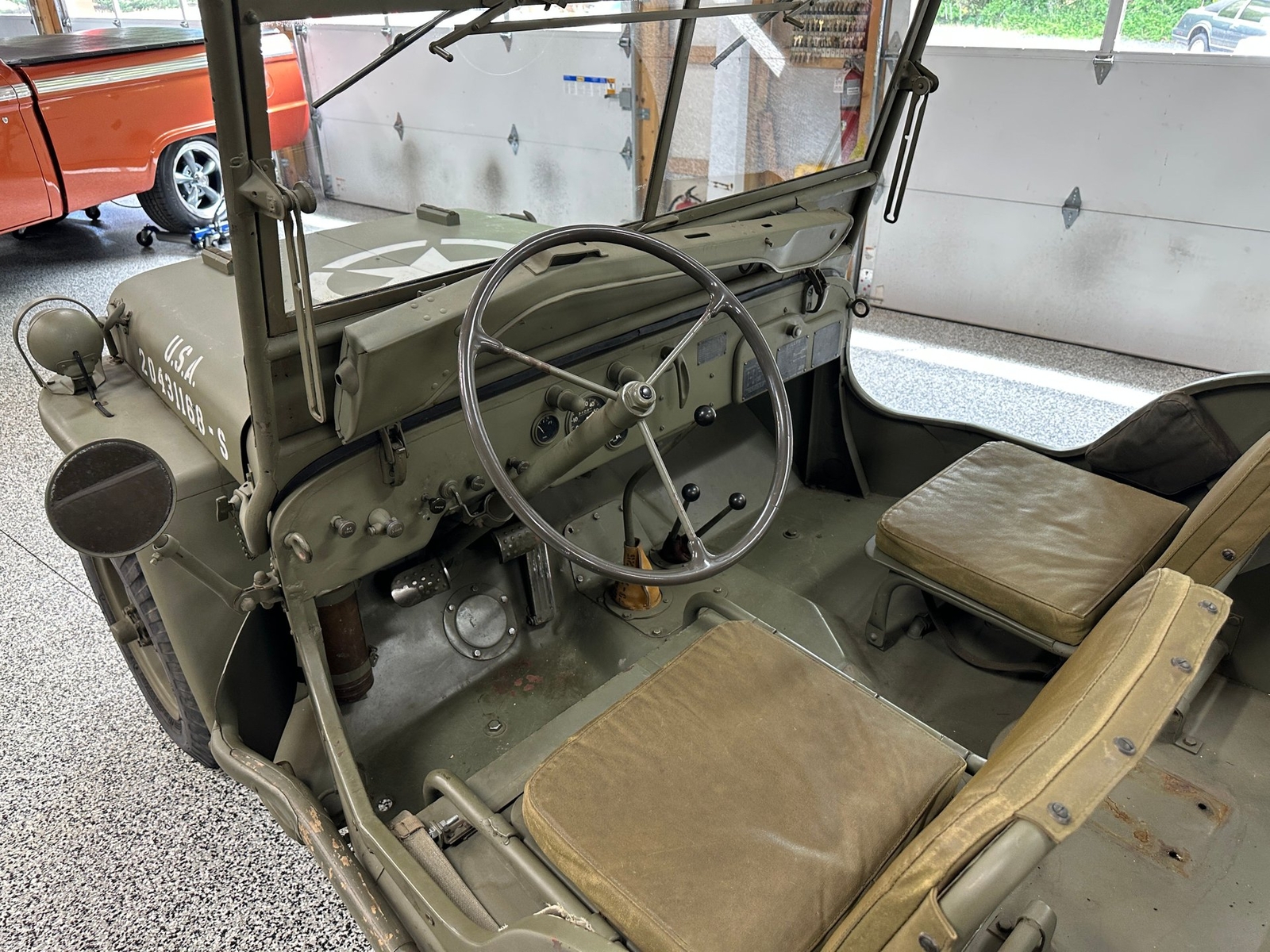 Willys-MB-1944-SUV-5