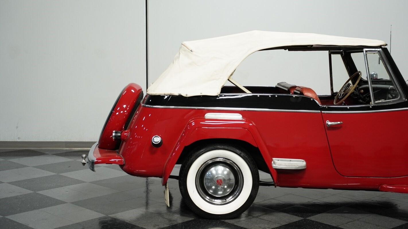 Willys-Overland-Jeepster-1949-Convertible-23