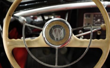 Willys-Overland-Jeepster-1949-Convertible-30