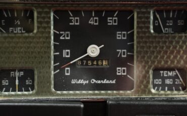 Willys-Overland-Jeepster-1949-Convertible-32