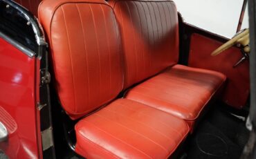 Willys-Overland-Jeepster-1949-Convertible-36