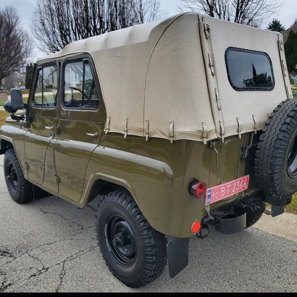 Willys-Uaz-469-1978-SUV-3