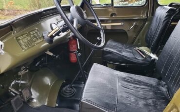 Willys-Uaz-469-1978-SUV-8