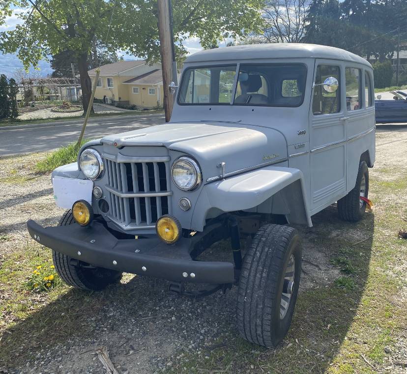 Willys-Wagon-1955-grey-15