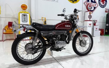 Yamaha-DT-125-Enduro-1974-dual_sport-11