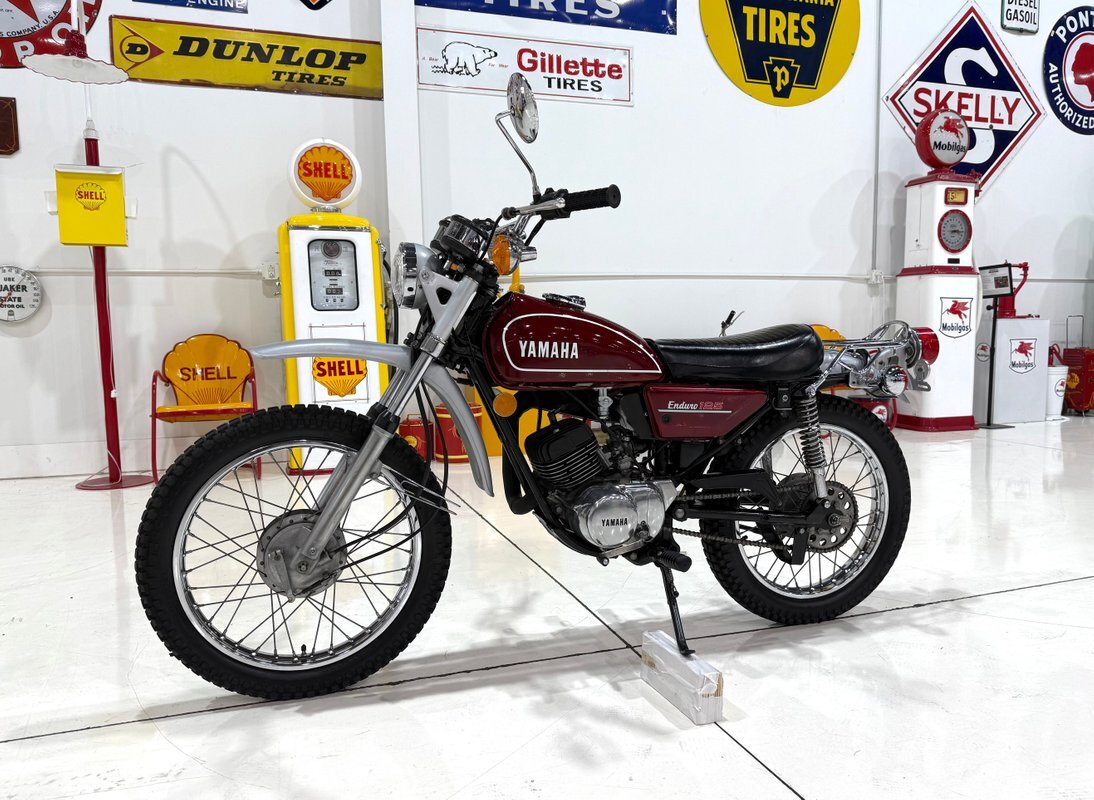Yamaha-DT-125-Enduro-1974-dual_sport-3