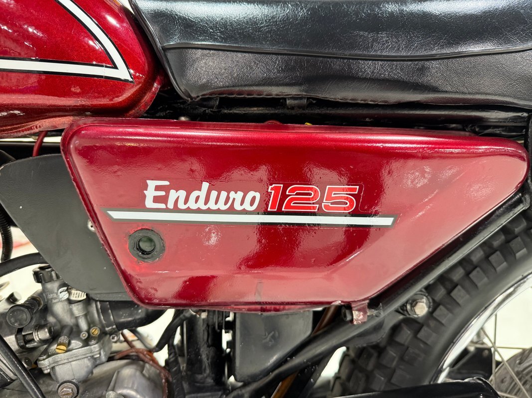 Yamaha-DT-125-Enduro-1974-dual_sport-32