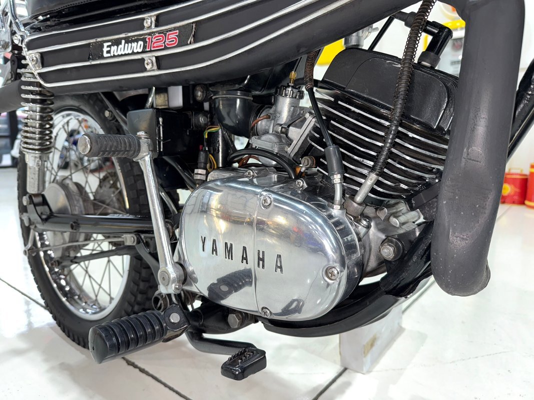 Yamaha-DT-125-Enduro-1974-dual_sport-37